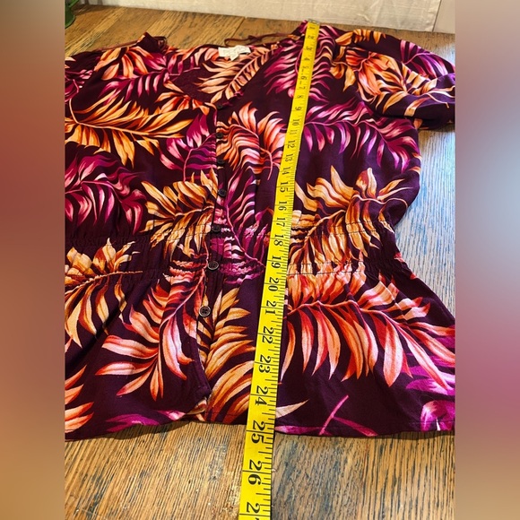 Sofía Jeans Smocked Waist Blouse – Tropical Print, Size L - Picture 5 of 9